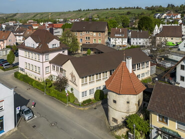 Rathausstraße Alte Schule